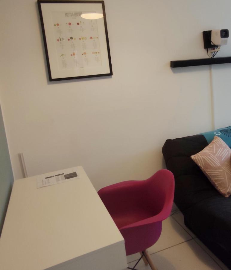 Ferienwohnung Agreable Et Fonctionnel 2 Pieces Denain Exterior foto